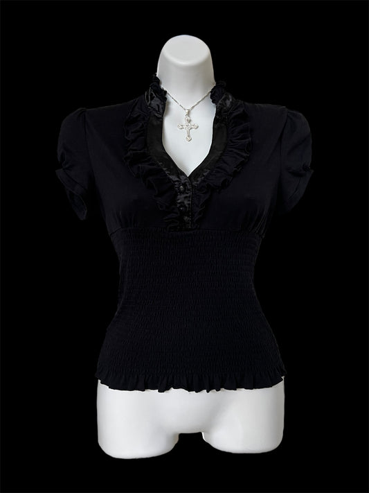 Black fitted top