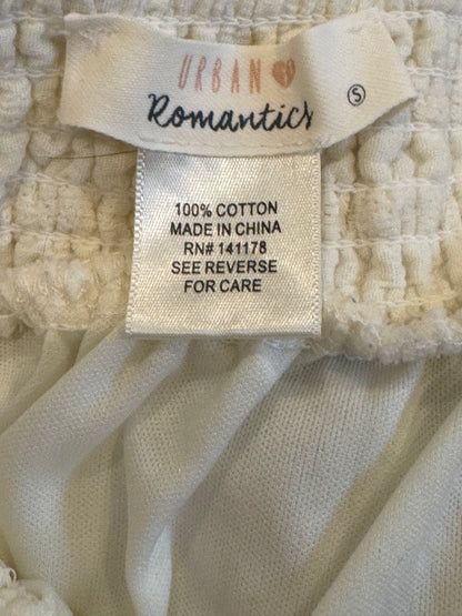 White ruffled skirt