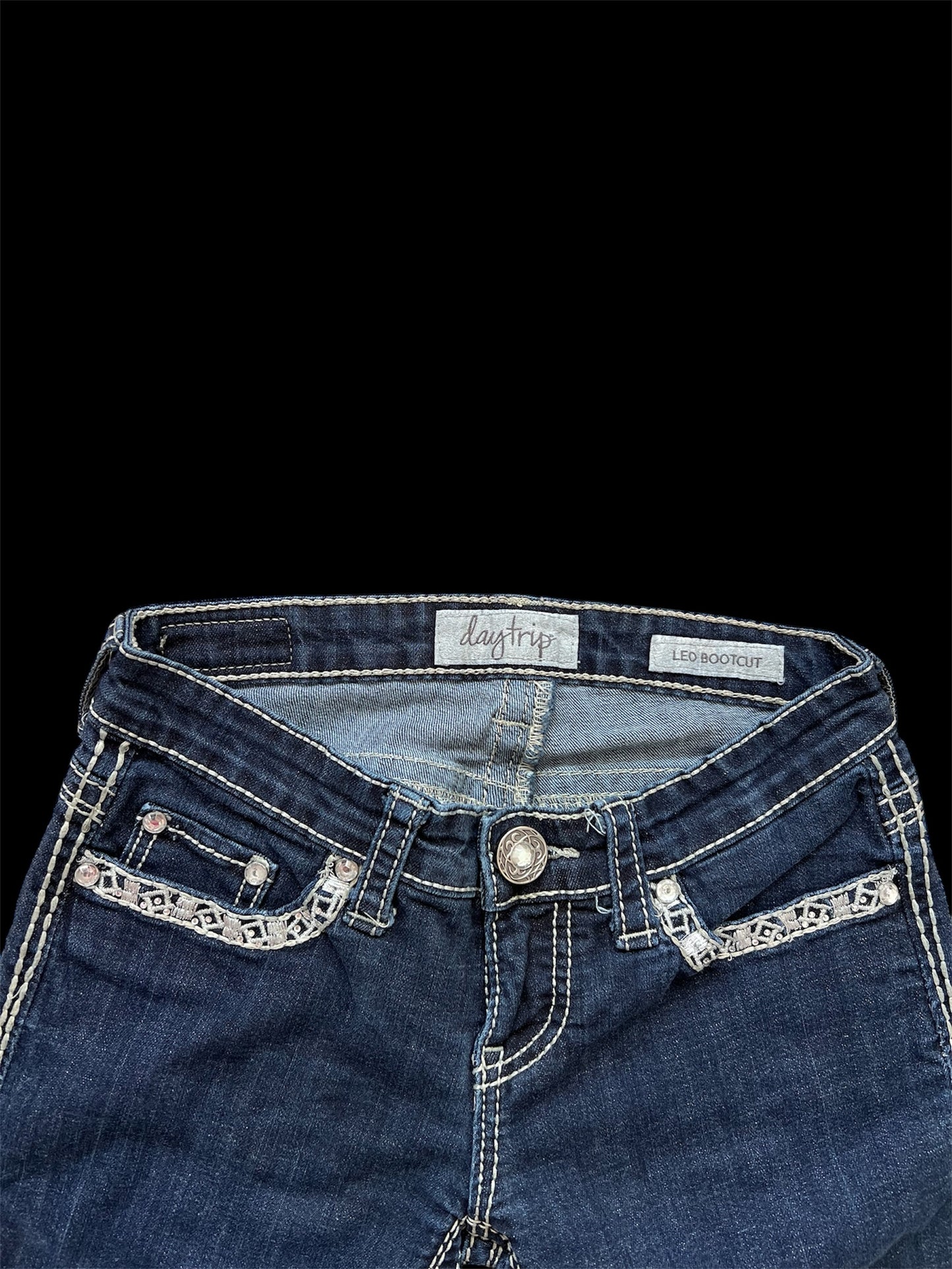 Low rise bootcut jeans