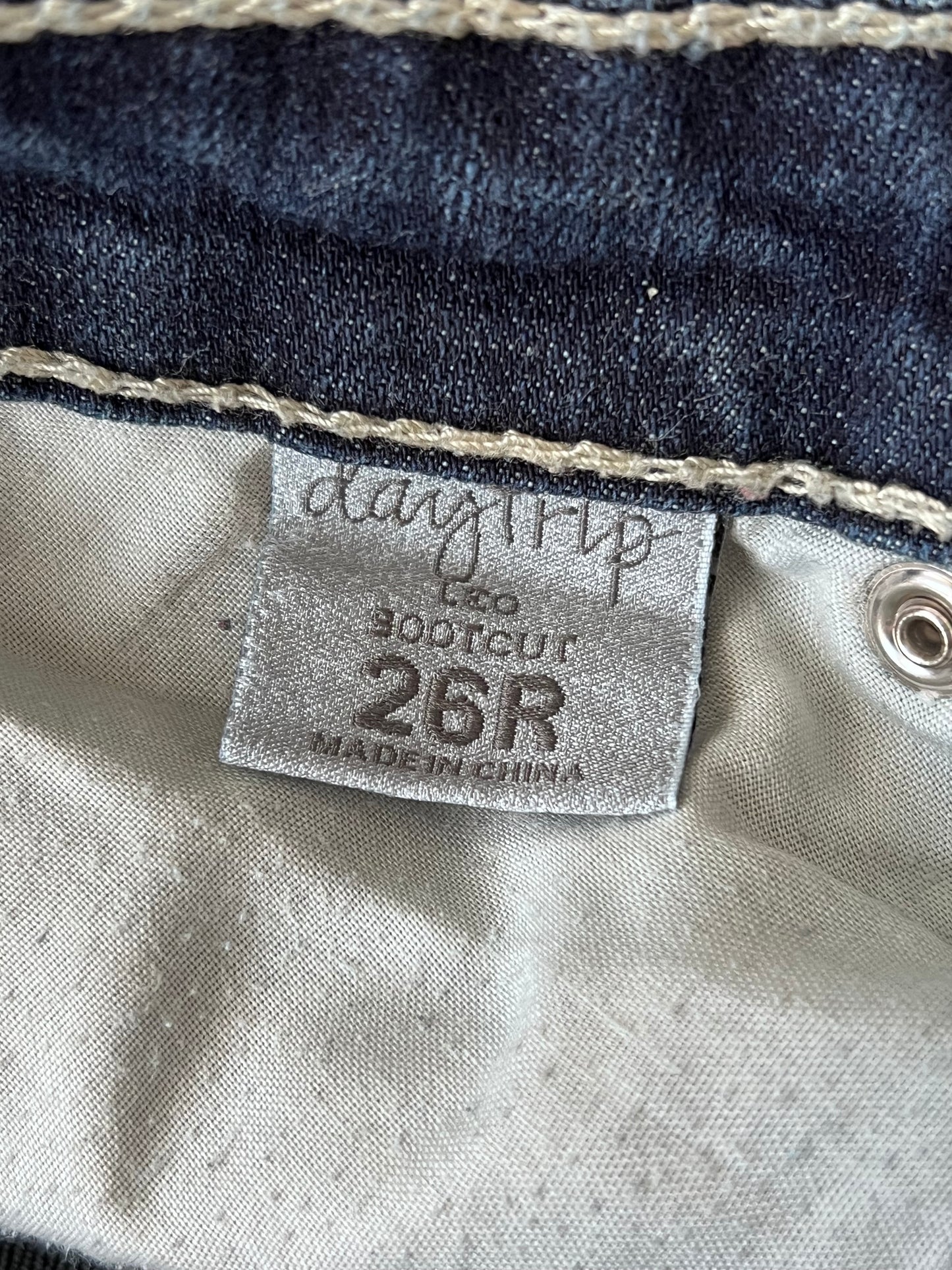 Low rise bootcut jeans