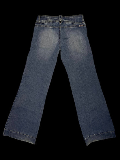 Low-rise jeans