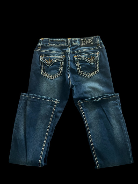 Low-rise flared jeans
