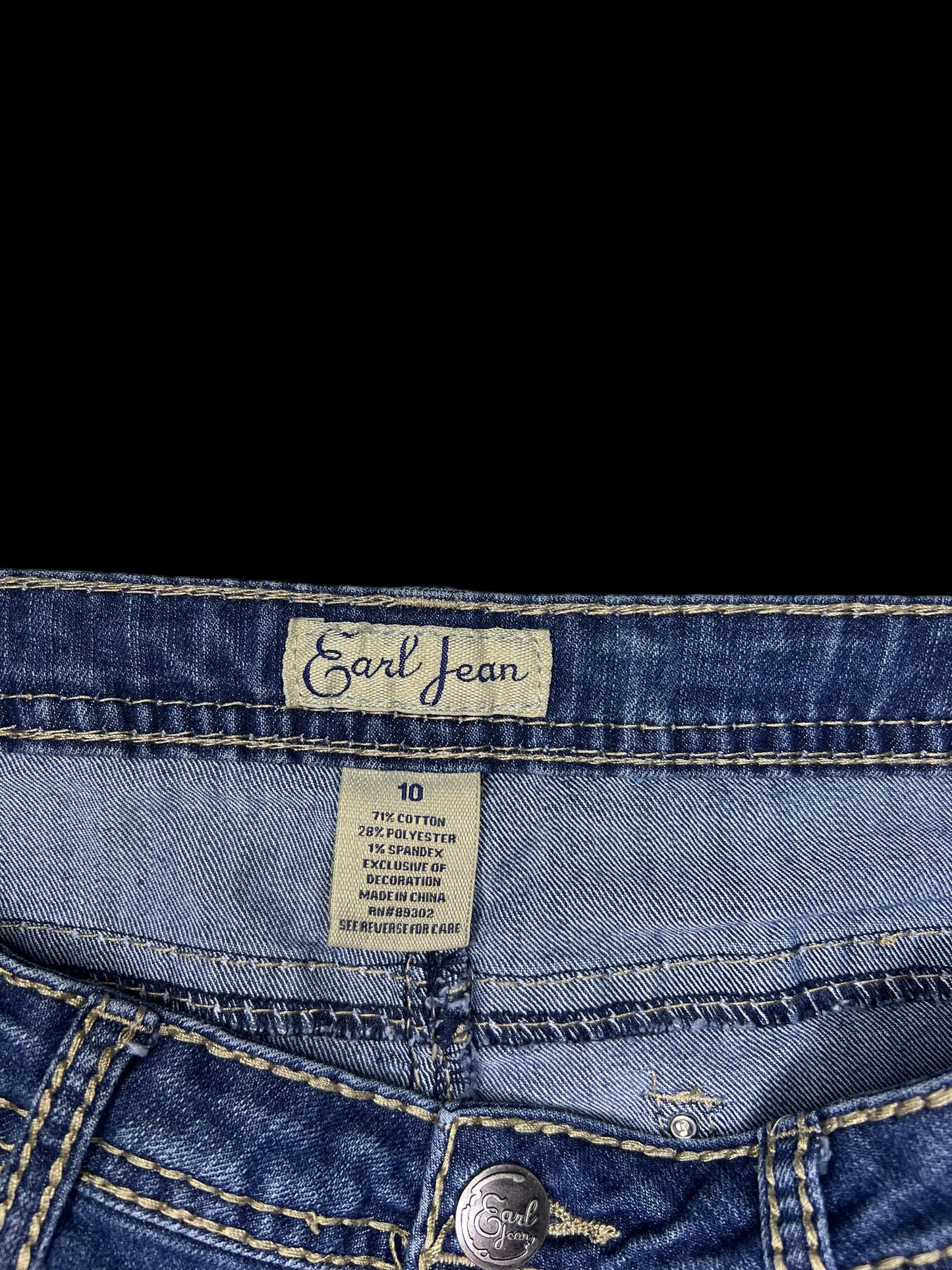 Embellished capris jeans