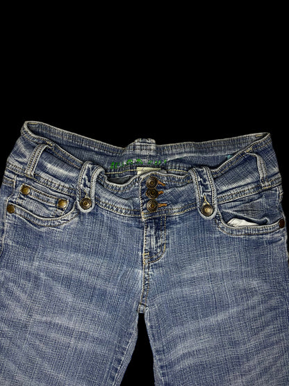 Low-rise jeans